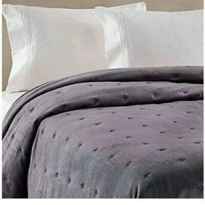 Nwt Wimsutta vintage tufted velvet coverlet